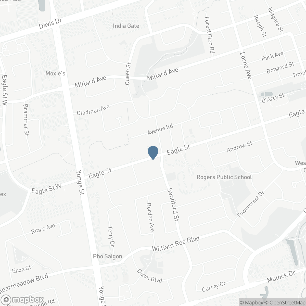 211 APPLETON COURT, Newmarket, Ontario L3Y 0B8